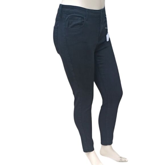 666643.....Old Navy Rockstar Super Skinny Jeans Size 14, W32, 27"Inseam 9"Rise - Picture 3 of 6